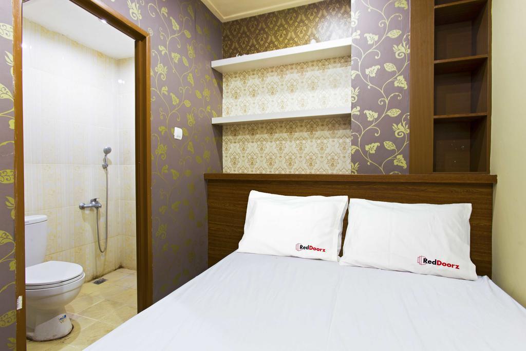 Reddoorz @ Tebet Asem Baris Hotel Jakarta Bagian luar foto