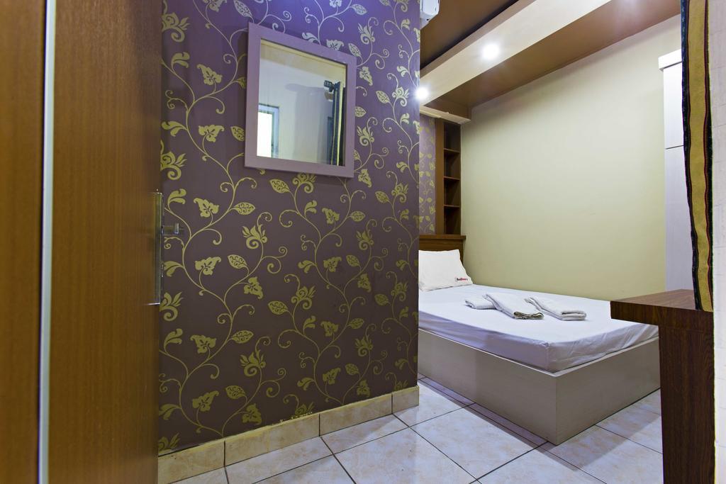 Reddoorz @ Tebet Asem Baris Hotel Jakarta Bagian luar foto